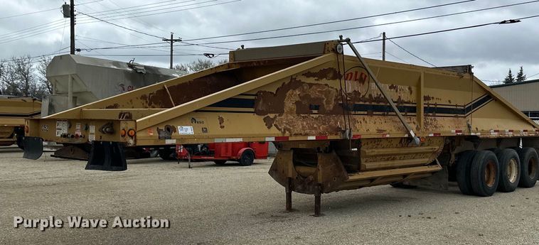 image for item DQ0764 1996 Midland  Gravel Trailer bottom dump trailer