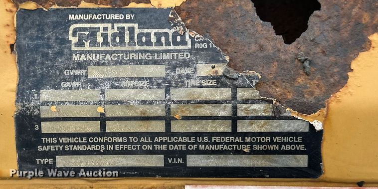 image for item DQ0764 1996 Midland  Gravel Trailer bottom dump trailer