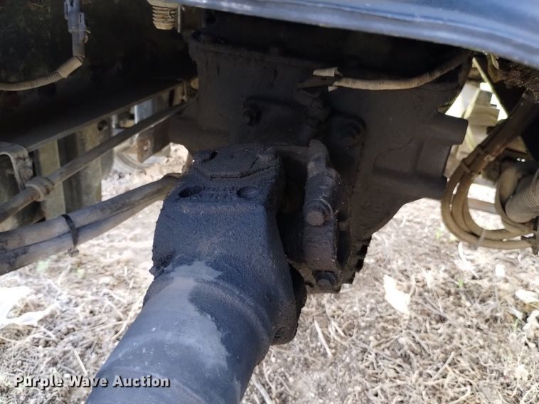 image for item DQ6098 2000 Sterling  L7500 semi truck