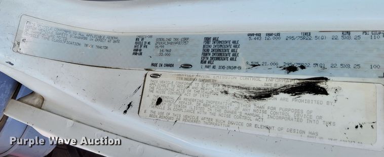 image for item DQ6098 2000 Sterling  L7500 semi truck