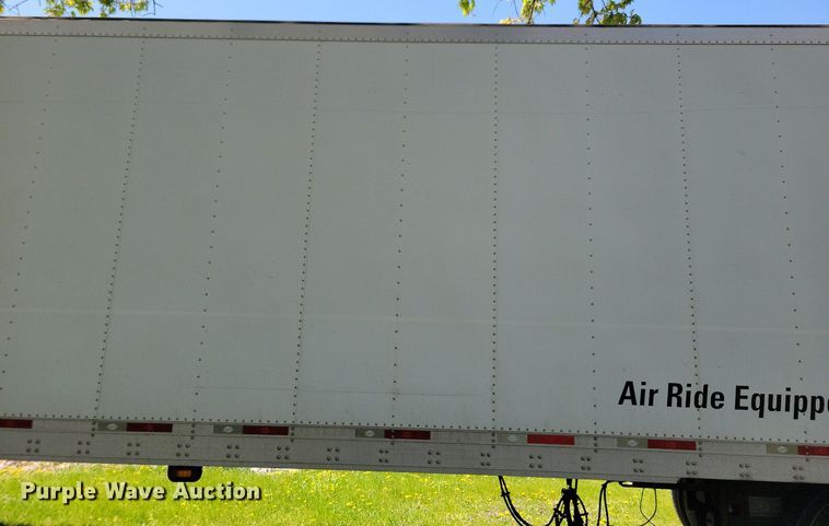 image for item DR4282 2012 Utility refrigerated van trailer