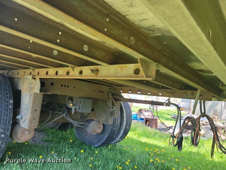 image for item DR4282 2012 Utility refrigerated van trailer