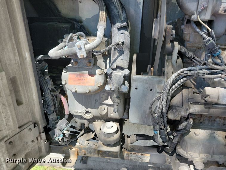 image for item DR4282 2012 Utility refrigerated van trailer