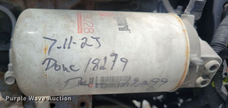 image for item DR4282 2012 Utility refrigerated van trailer