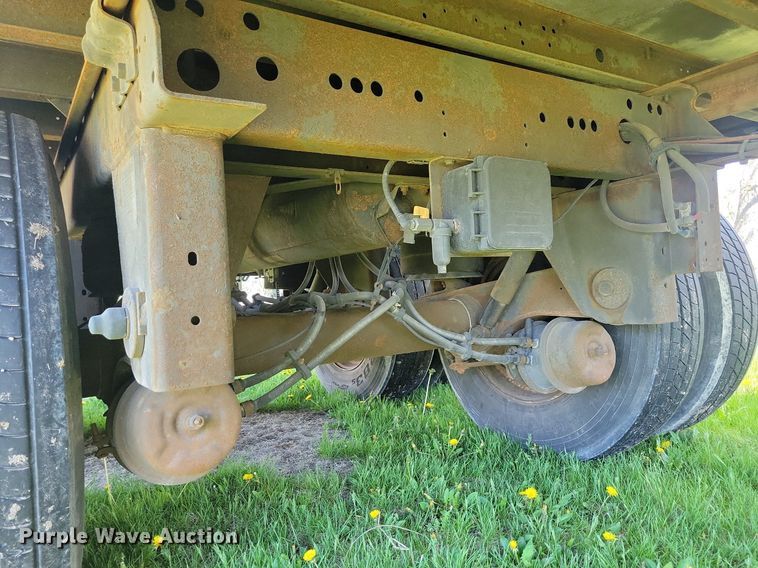 image for item DR4282 2012 Utility refrigerated van trailer