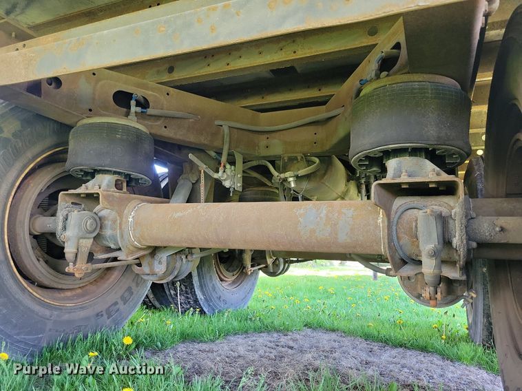 image for item DR4282 2012 Utility refrigerated van trailer