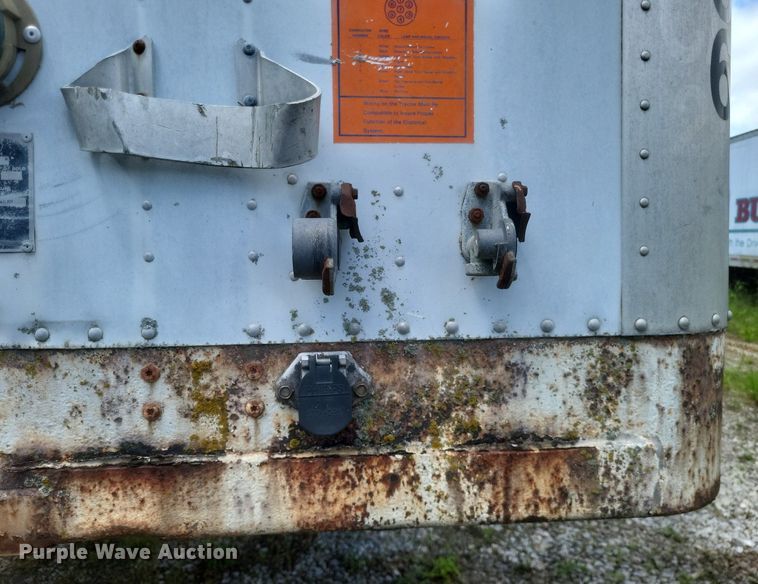 image for item DR4768 1998 Great Dane  7411TJW0A dry van trailer