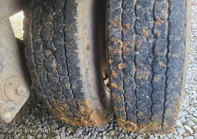 image for item DR4768 1998 Great Dane  7411TJW0A dry van trailer