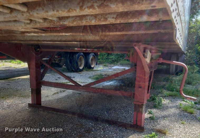 image for item DR4770 1989 Lufkin TFY-1PST dry van trailer