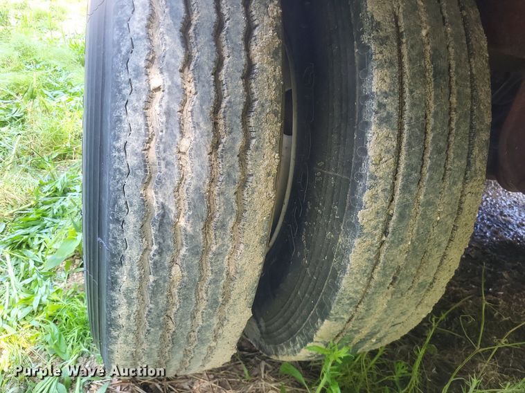 image for item DR4770 1989 Lufkin TFY-1PST dry van trailer