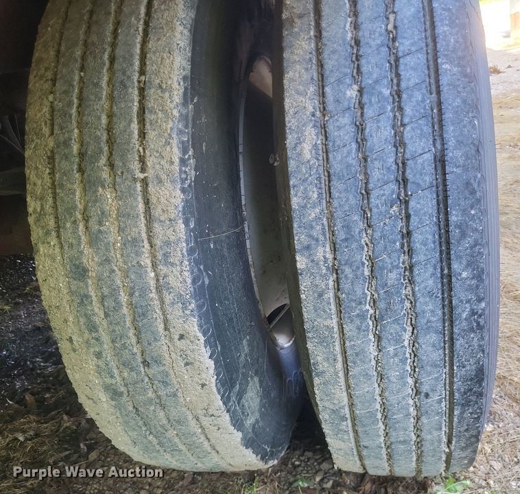 image for item DR4770 1989 Lufkin TFY-1PST dry van trailer