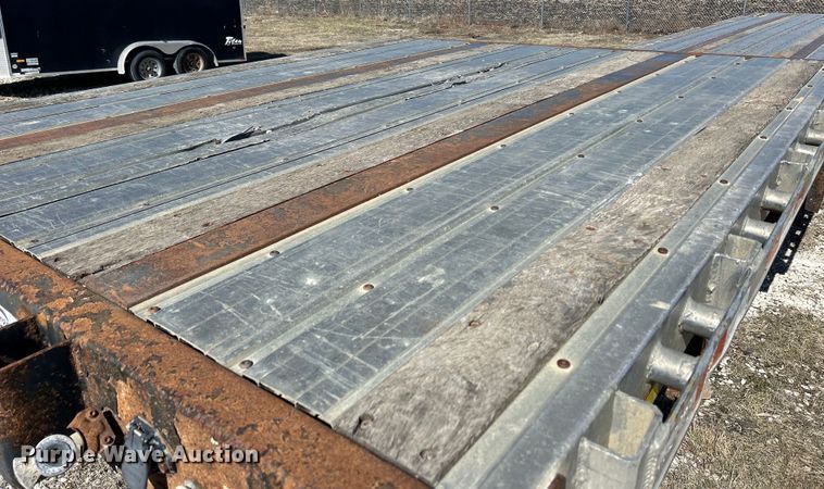 image for item DS0838 2006 Great Dane Freedom drop deck trailer