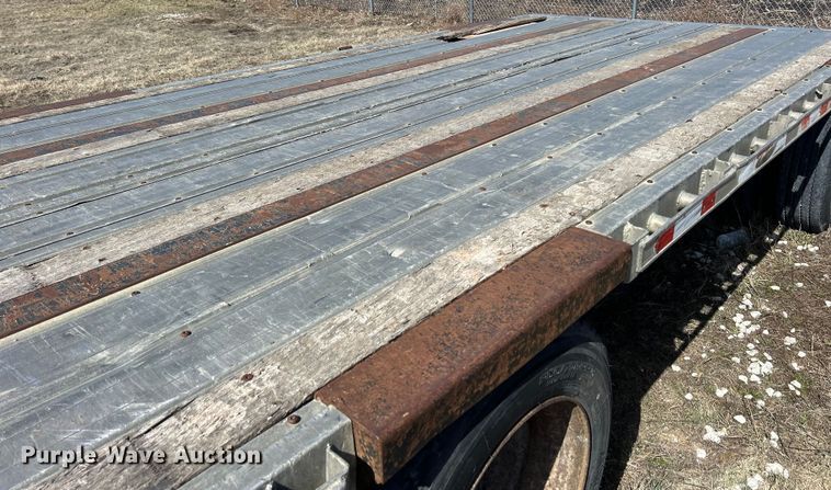 image for item DS0838 2006 Great Dane Freedom drop deck trailer