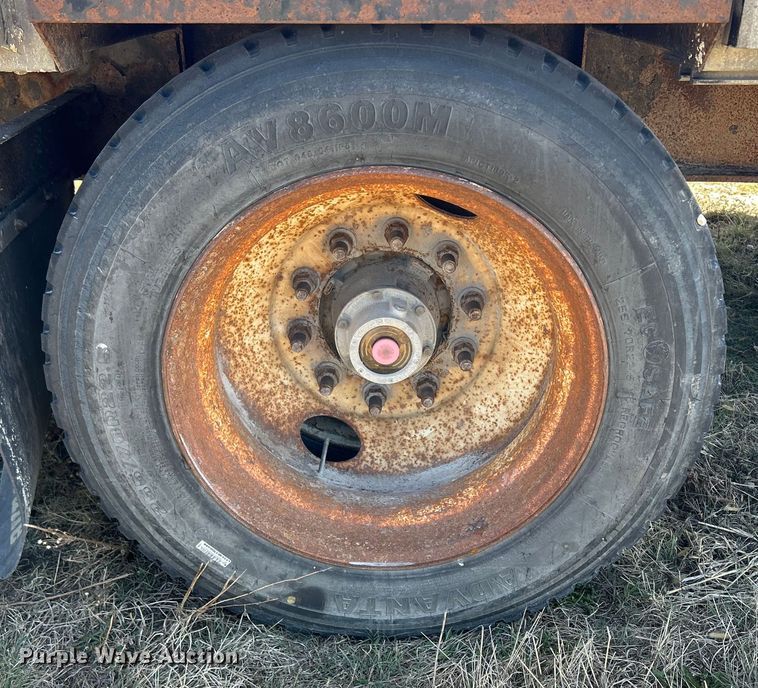 image for item DS0838 2006 Great Dane Freedom drop deck trailer