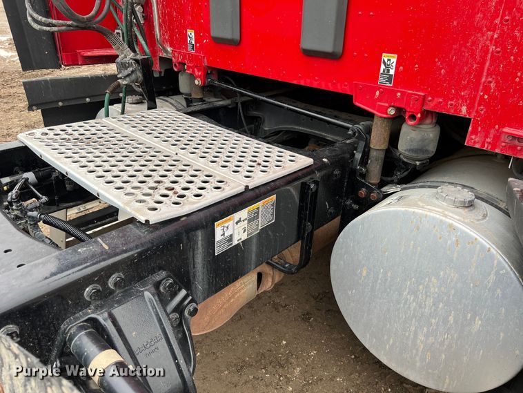 image for item DS3027 2017 Kenworth T680 semi truck