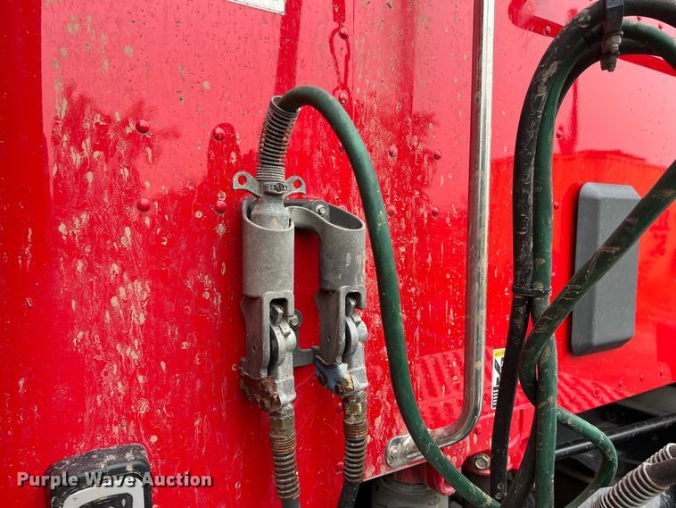 image for item DS3027 2017 Kenworth T680 semi truck