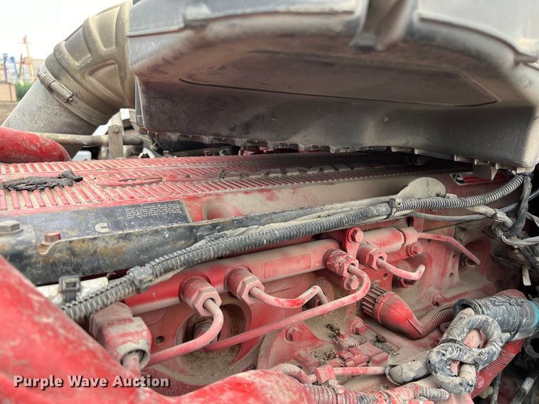 image for item DS3027 2017 Kenworth T680 semi truck