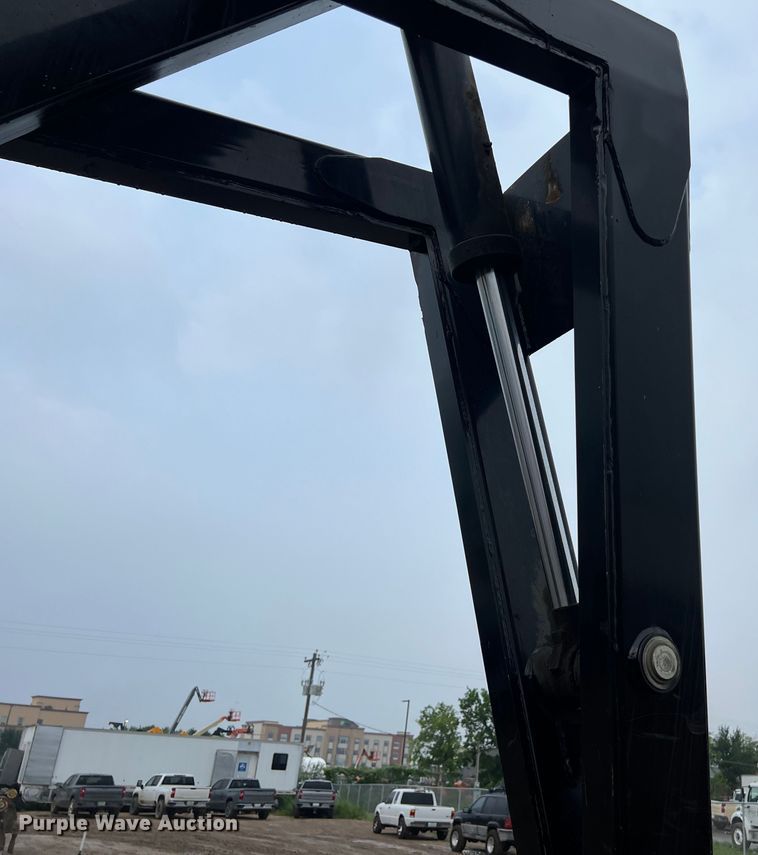 image for item DS3028 2018 Freightliner  M2 106 hook lift truck