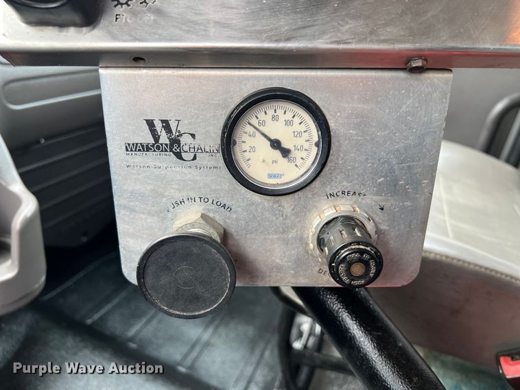 image for item DS3028 2018 Freightliner  M2 106 hook lift truck