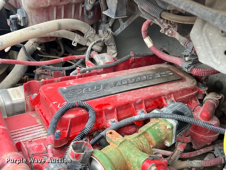 image for item DS3028 2018 Freightliner  M2 106 hook lift truck