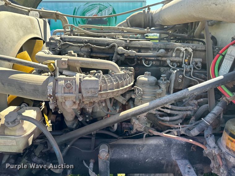 image for item DS4151 2016 Western Star 4900EX semi truck