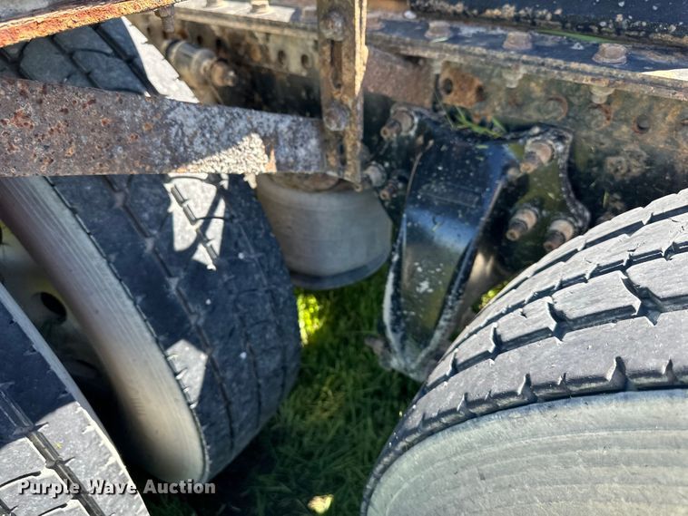 image for item DS4151 2016 Western Star 4900EX semi truck