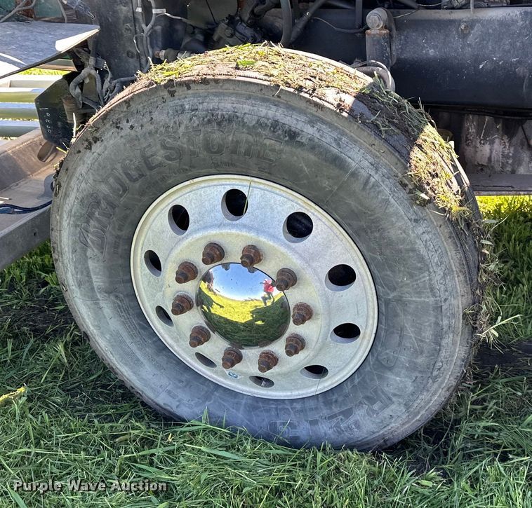 image for item DS4151 2016 Western Star 4900EX semi truck