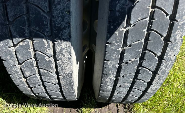 image for item DS4151 2016 Western Star 4900EX semi truck