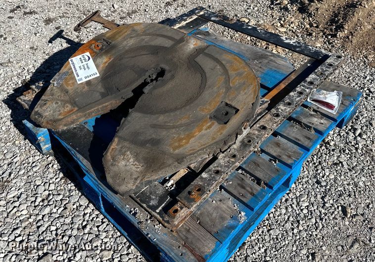 image for item DS4153 Jost  fifth wheel hitch