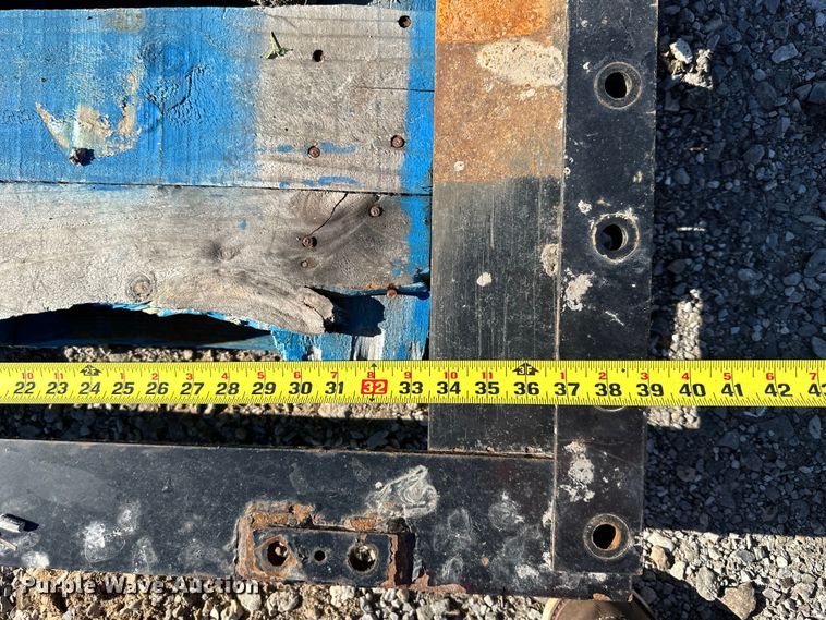 image for item DS4153 Jost  fifth wheel hitch