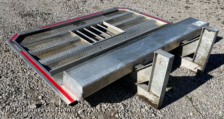 image for item DS4154 Sturdy-Lite headache rack 