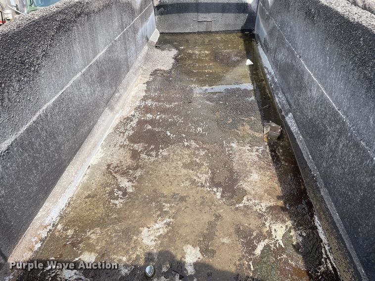 image for item DS5471 1987 Dorsey end dump trailer