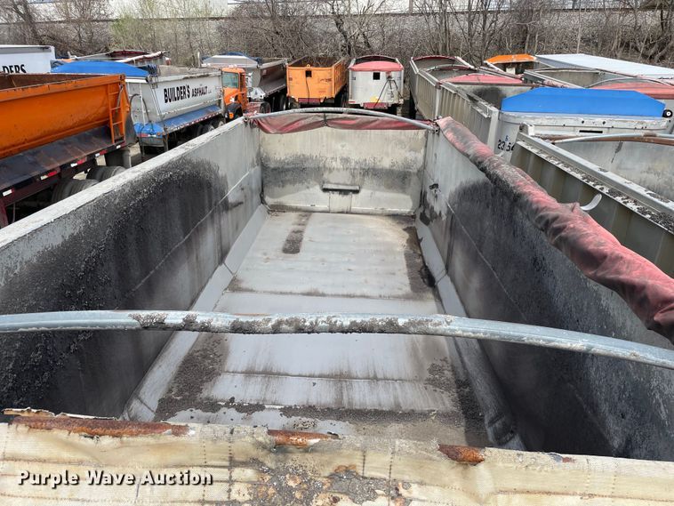 image for item DS5472 1987 Dorsey  end dump trailer