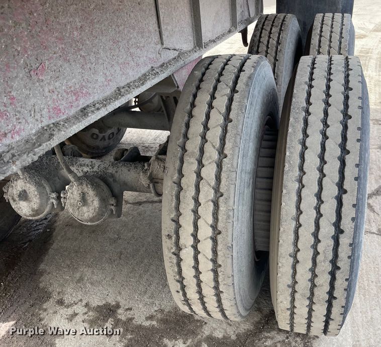 image for item DS5472 1987 Dorsey  end dump trailer