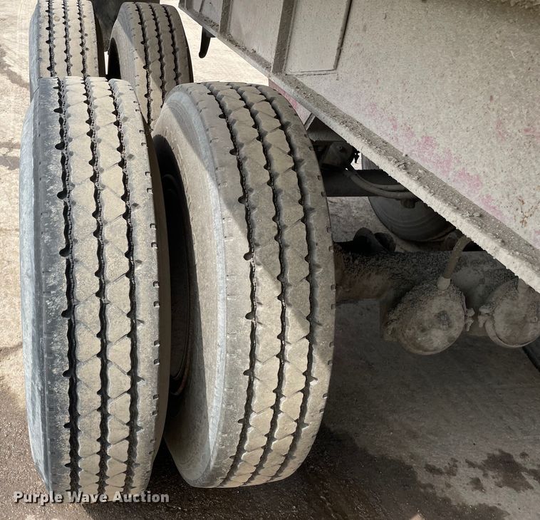 image for item DS5472 1987 Dorsey  end dump trailer