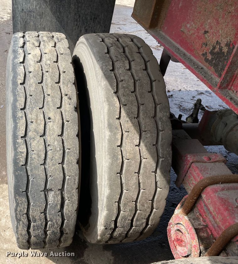 image for item DS5473 1987 Dorsey  end dump trailer