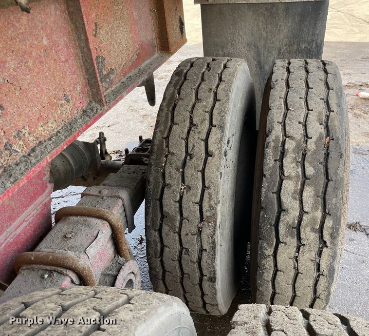 image for item DS5473 1987 Dorsey  end dump trailer