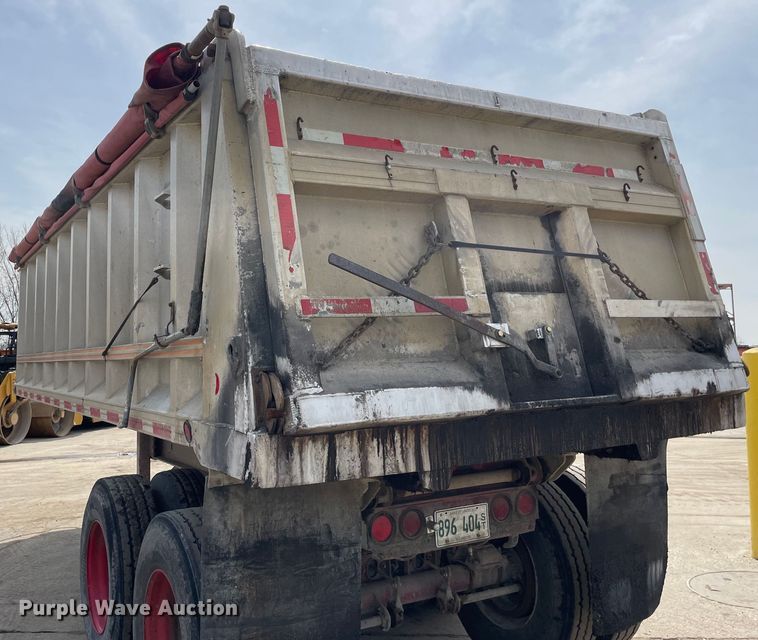 image for item DS5474 1990 Palmer  end dump trailer