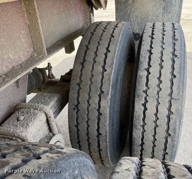 image for item DS5474 1990 Palmer  end dump trailer