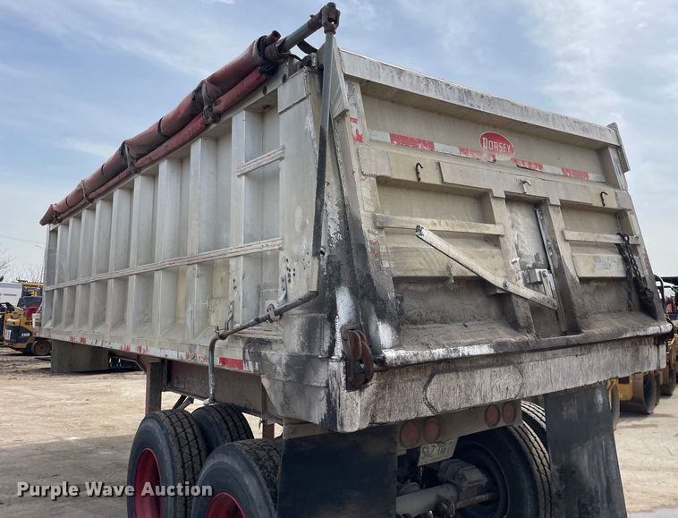 image for item DS5475 1987 Dorsey end dump trailer