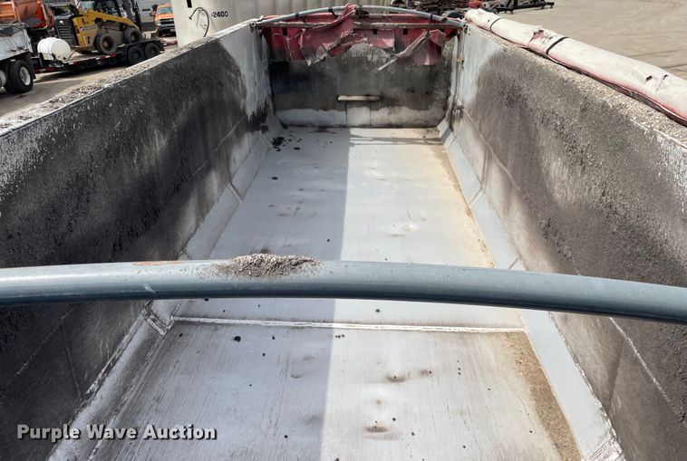 image for item DS5475 1987 Dorsey end dump trailer