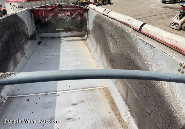 image for item DS5475 1987 Dorsey end dump trailer