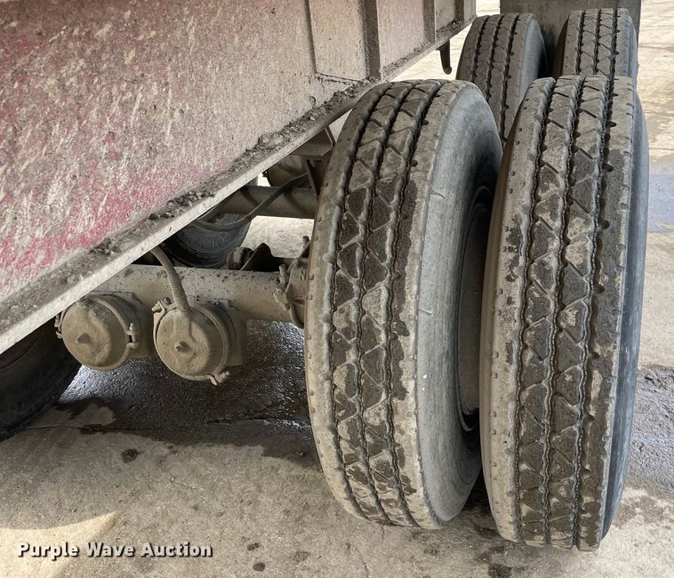 image for item DS5475 1987 Dorsey end dump trailer