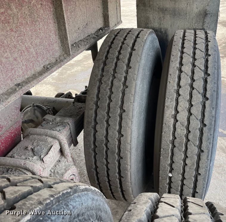 image for item DS5475 1987 Dorsey end dump trailer