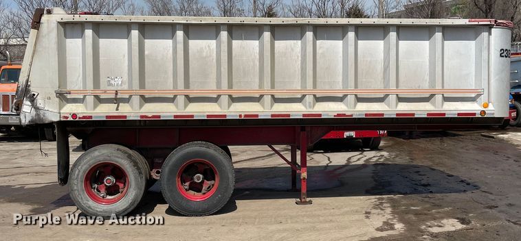 image for item DS5476 1990 Palmer  end dump trailer