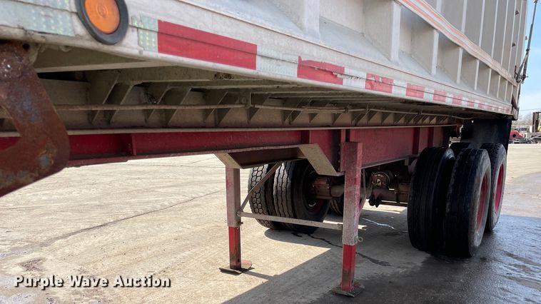 image for item DS5476 1990 Palmer  end dump trailer