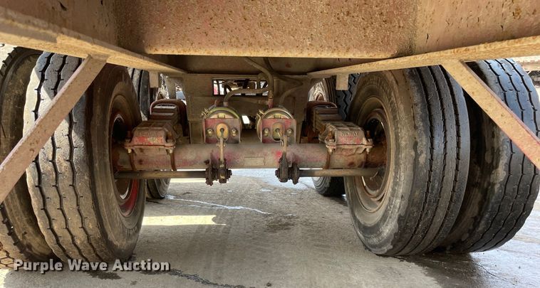 image for item DS5476 1990 Palmer  end dump trailer