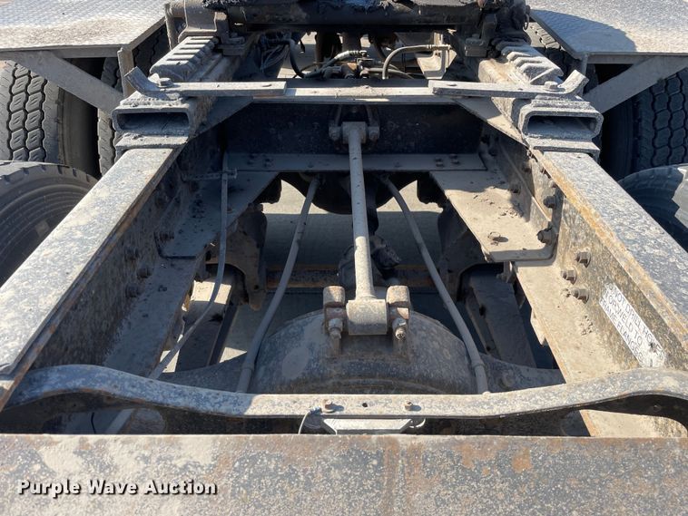 image for item DS5489 1995 International 2674 semi truck