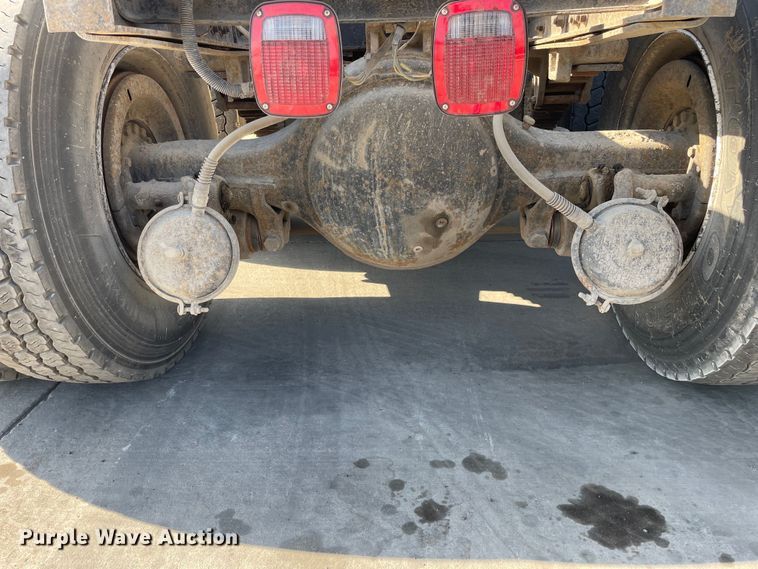 image for item DS5489 1995 International 2674 semi truck