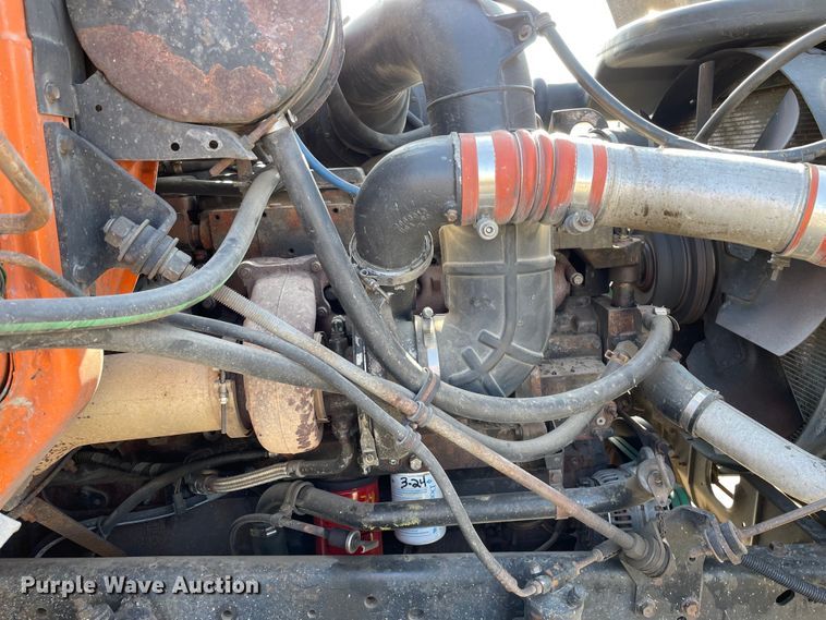 image for item DS5489 1995 International 2674 semi truck